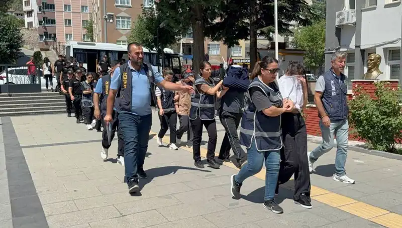 Yasa Dışı Bahis Çetelerine Şok Baskın: 21 Kişi Tutuklandı