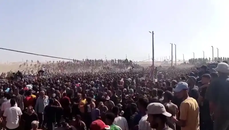 İsrail'in Filistinlilere Yönelik Saldırısı: Yardım Gönderimleri Sırasında 30 Can Kaybı