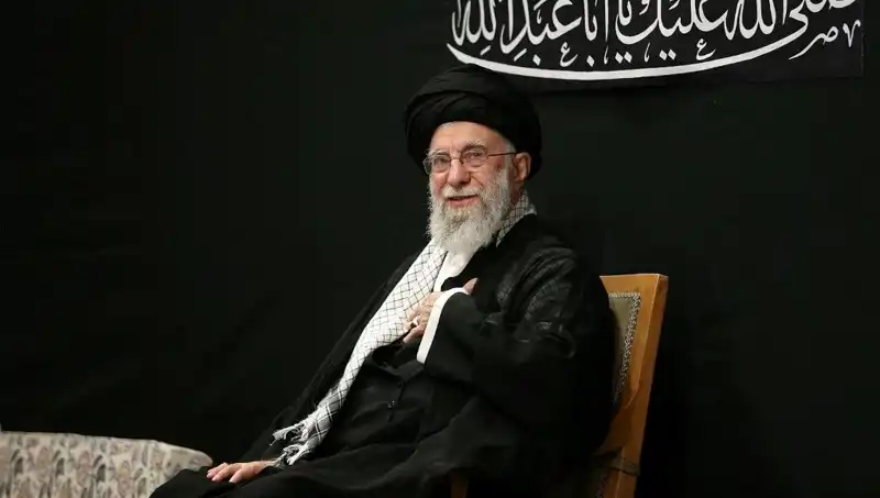 Hamaney, İsrail ile Savaşın Ardından İlk Kez Kamuoyuyla Buluştu