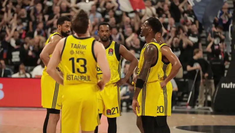 Fenerbahçe, Panathinaikos'u Geçerek Final Hayalini Gerçekleştirmeyi Hedefliyor
