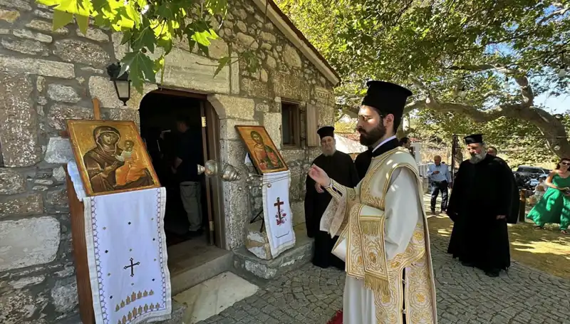 Bozcaada’da Geleneksel Aya Paraskevi Günü Ayini Renkli Görüntülerle Kutlandı