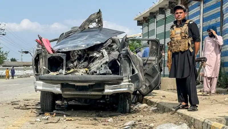 Pakistan’da Patlama: Dört Hükümet Yetkilisi ve Polis Memuru Hayatını Kaybetti