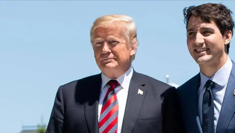Trump’tan Kanada’ya Şok Uyarı: Yüzde 35 Vergi Geliyor!
