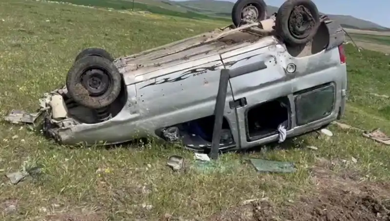 Konya'da Otomobil Takla Attı: İki Kişi Yaralandı, Otomobilin Durumu Korkuttu!