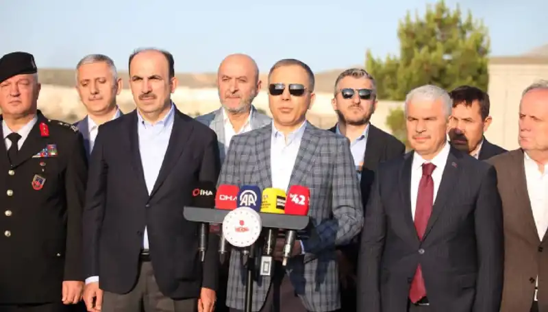 Bayram Sabahında Dikkat! Bakan Yerlikaya'dan Trafik Uyarısı Geldi