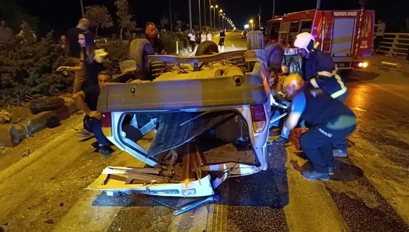 Kavşakta Feci Kaza: 2'si Ağır 7 Yaralı, Neler Oldu?