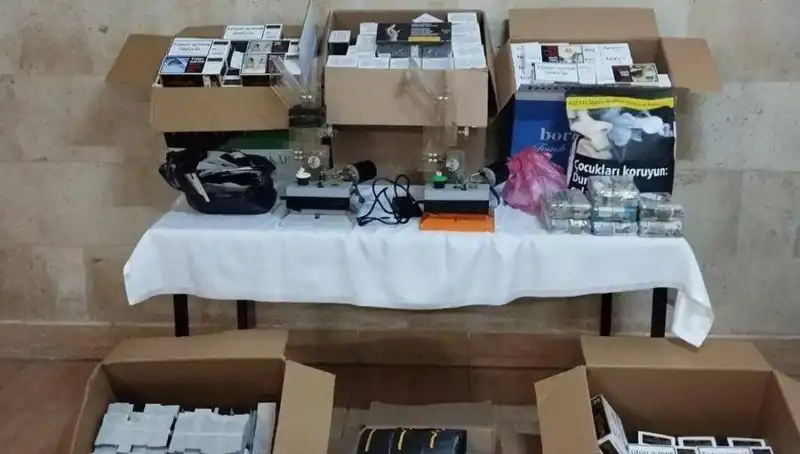 Türkiye'de Yasadışı Makaron Üretimi: Binlerce Makaron Ele Geçirildi