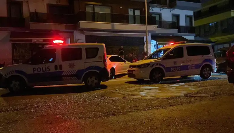 Kocaeli'de Gençler Arasında Bıçaklı Kavga: Yaralı Sayısı İki
