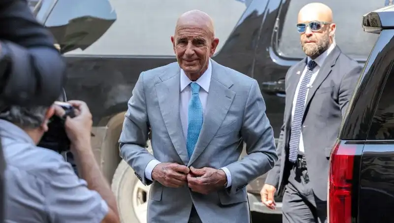 ABD Elçisi Barrack'tan Suriye’de Barış İçin Acil Sükunet Çağrısı