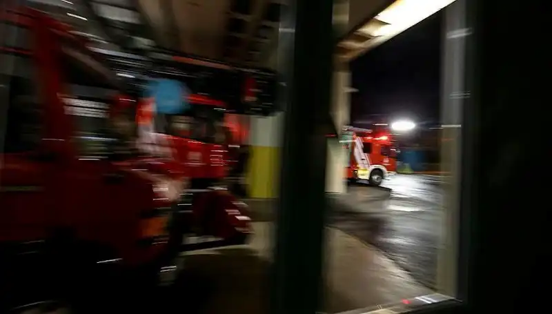 Konya'da İş Yeri Yangını: 4 Kişi Sıkışan Dumandan Etkilendi!