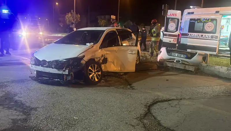 Pikap ile Otomobil Çarpıştı: Kaza Anı ve Sonrasındaki Gelişmeler