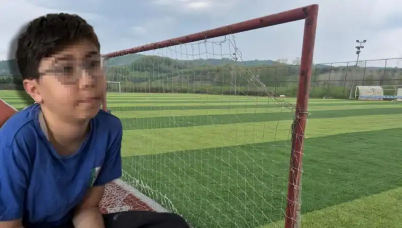 Halı Saha İhmali: Mahmut'un Çift Görme Problemi Ve Sonrası