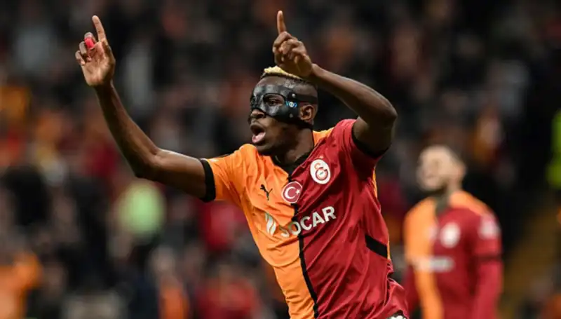 Osimhen, Al-Hilal Teklifini Reddetti, Yeni Takımıyla Merak Uyandırdı