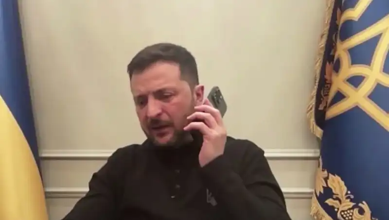 Zelenski’nin Basın Toplantısı Sırasında Macron’un Acil Çağrısı: Ayrıntılar Neler?
