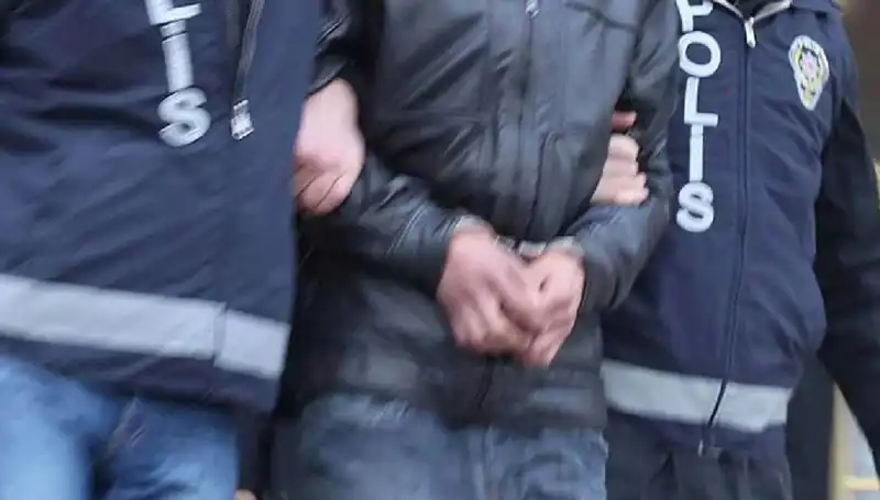30 İl Genelinde FETÖ Operasyonu: 65 Kişi Tutuklandı
