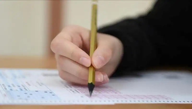 LGS Sınavında Zihinleri Zorlayan Sorular: Başarı ve Hayal Kırıklığı