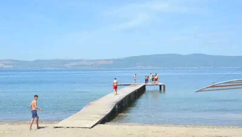 Sıcak Havada Denize Girmenin Faydaları ve Dikkat Edilmesi Gerekenler