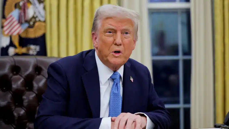 Trump’tan Dikkat Çeken Açıklama: İran Petrolü Alan Ülkelere Yaptırım Geliyor!