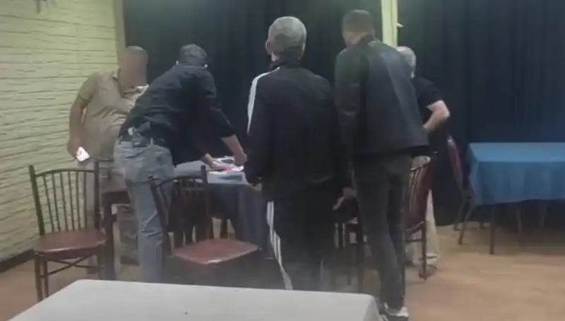 Kumar Oynarken Yakalanan Adamın Çarpıcı Savunması Dikkatleri Üzerine Çekti