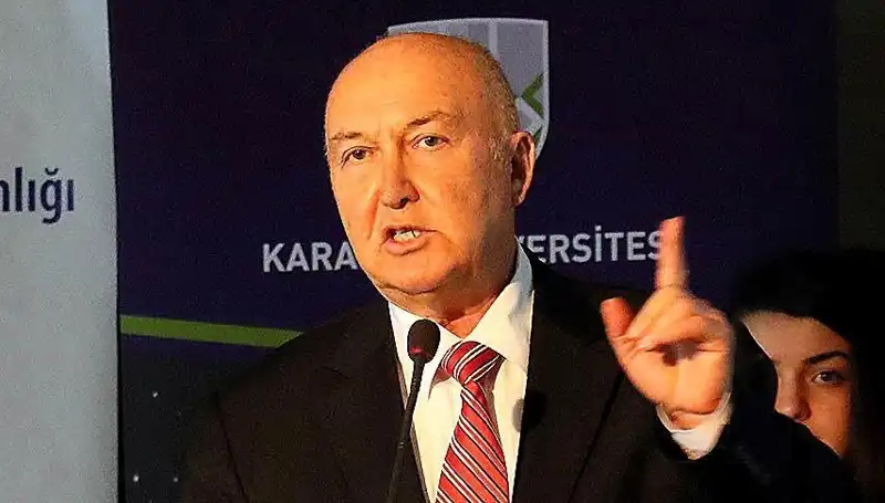 Prof. Dr. Övgün Ahmet Ercan Sağlık Durumunu Açıklayarak Endişe Yarattı