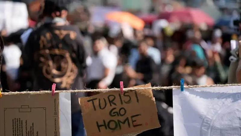 Meksika'da Turistlerin Artışı Protesto Edildi: "Evlerimizi Çalmayı Bırakın!"