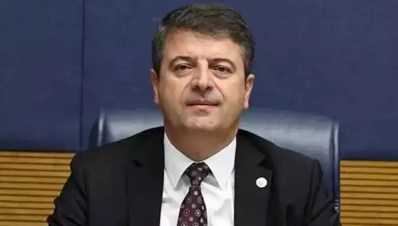 Adıyaman Belediye Başkanı Abdurrahman Tutdere Görevine Yeniden Döndü