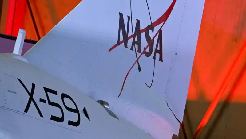 NASA'nın Yeni Süpersonik Uçağı: Ses Hızını Aşarak Uçuş Denemelerine Başladı!