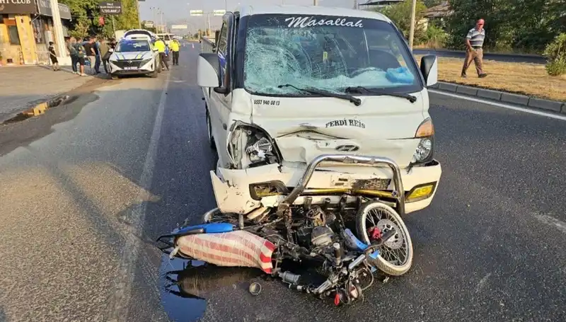 Aydın'da Motosiklet Kazası: Kamyonetin Çarpması Sonucu Sürücü Hayatını Kaybetti
