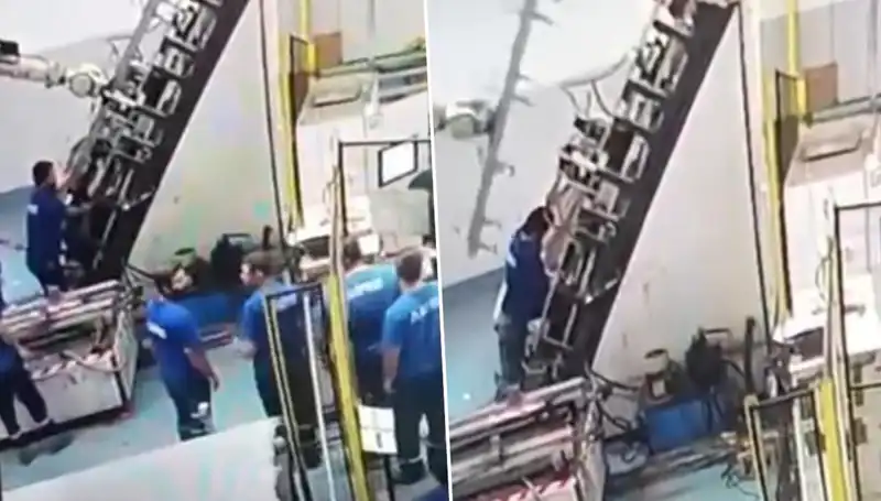 Fabrikada Şok Edici Kaza: Makine Sırtına Saplandı!