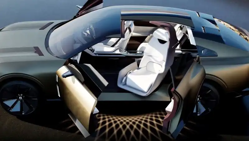 Bentley EXP 15 Concept: Şatafatın Zirvesinde Yenilikçi Bir İhtişam