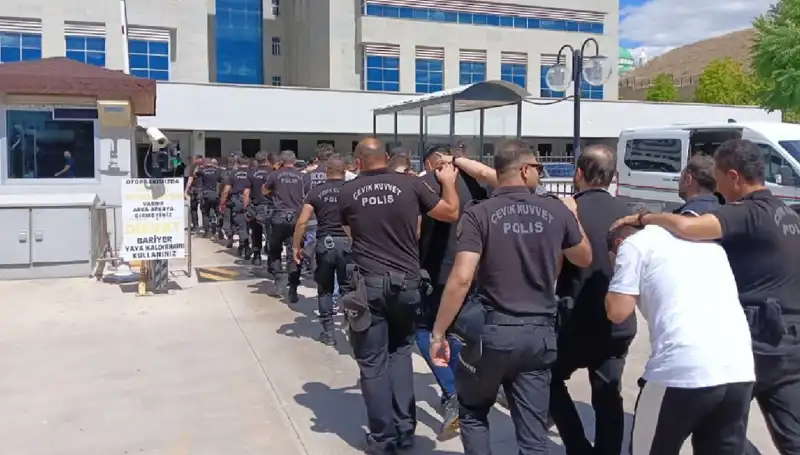Ankara'da Tehditlerle Haraç Kesilen Çeteye Büyük Operasyon