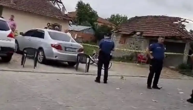 Tuvalette Yakalanan Katil: Sırlarla Dolu Bir Kaçış Hikayesi