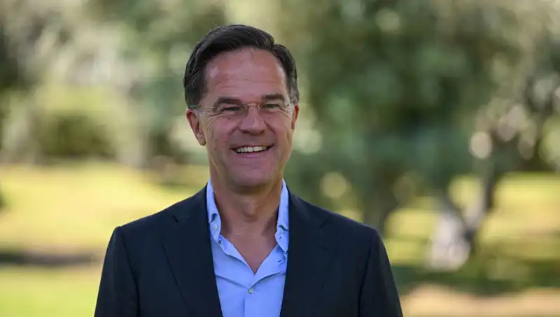 Rutte'den Çarpıcı Eurofighter Açıklaması: Müttefiklerine Sınırlandırma Getirmemeleri İçin Çağrı!